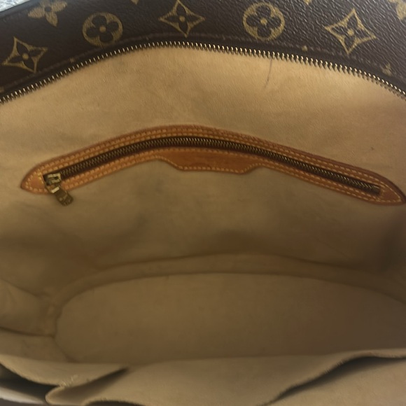 Louis Vuitton Babylone Monogram Canvas Tote - Picture 10 of 11